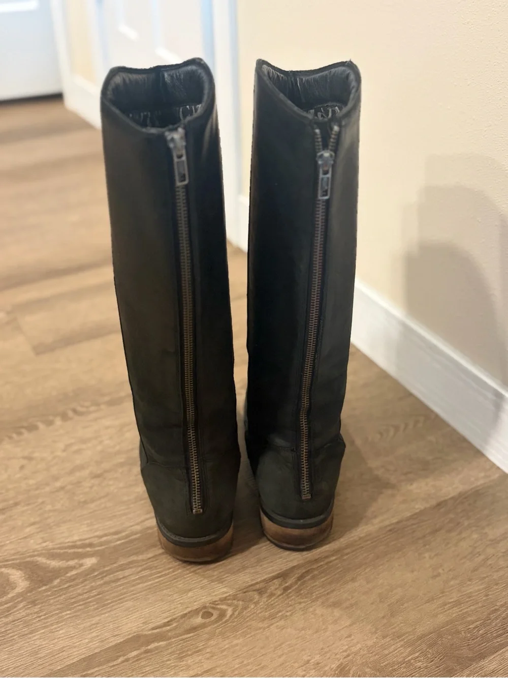 UGG Seldon Tall Over-the-Knee Leather Riding Boots I Size 7.5
